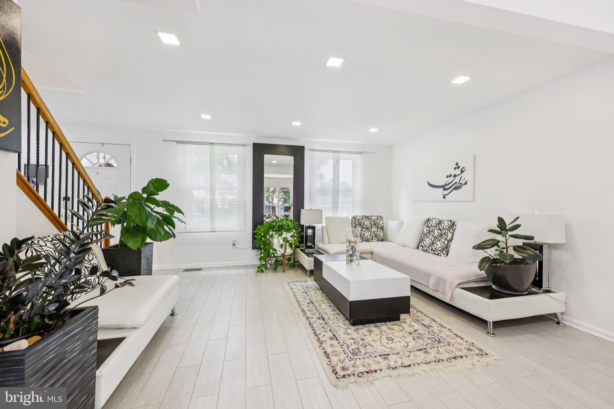 104 N GARFIELD ROAD