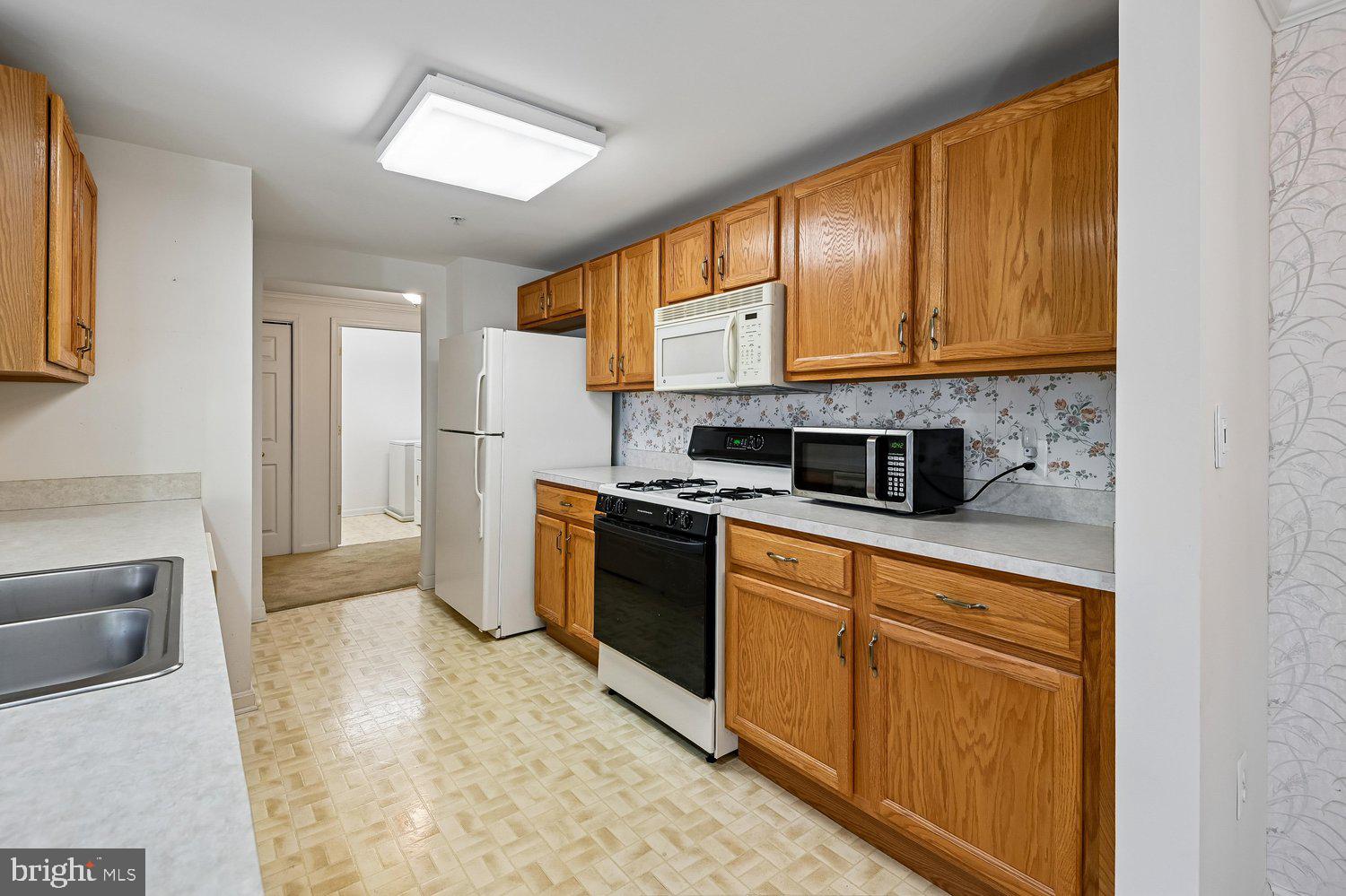 604 MCKINSEY PARK DRIVE 301