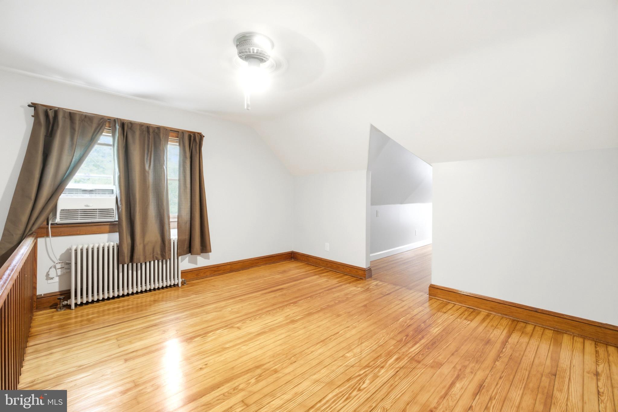 HALETHORPE HEIGHTS - Residential