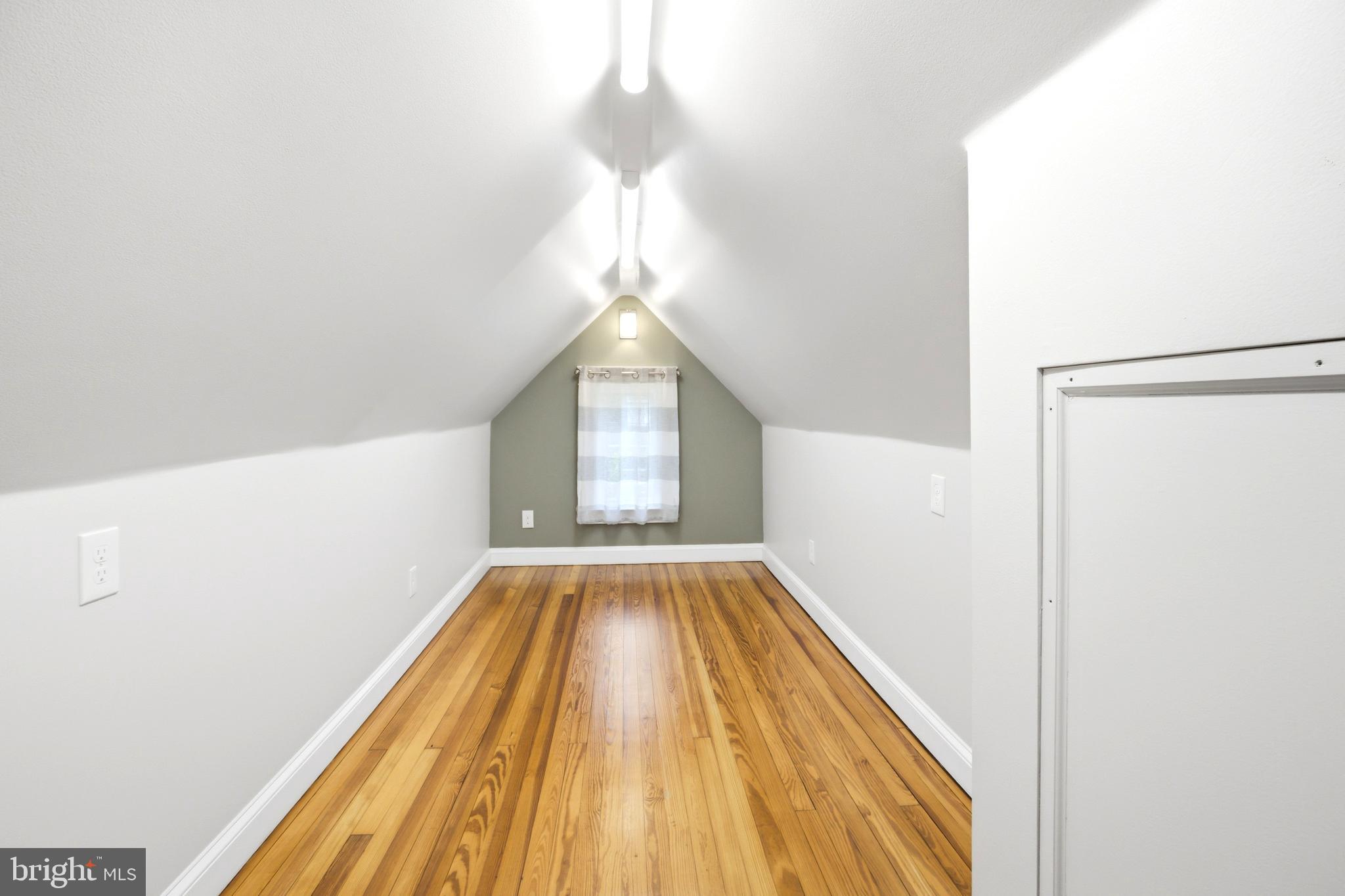 HALETHORPE HEIGHTS - Residential