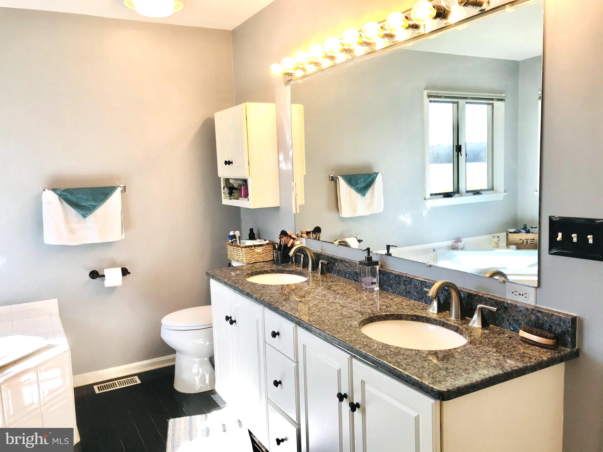 REDDEN FERRY ESTATES - Residential