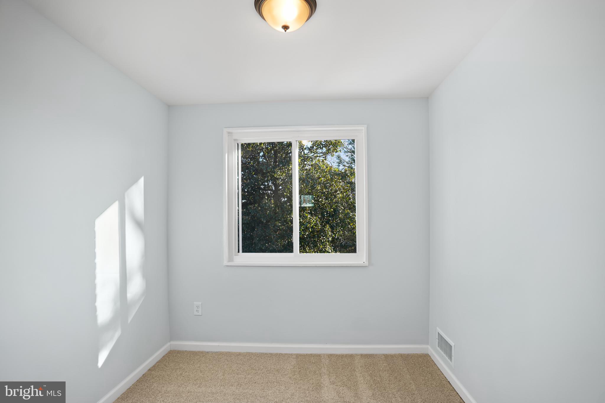 GLASSMANOR - Residential