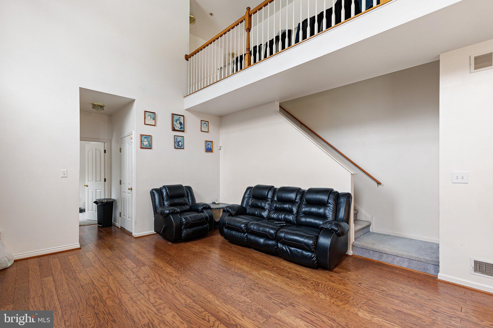 BARBS FARM - Residential