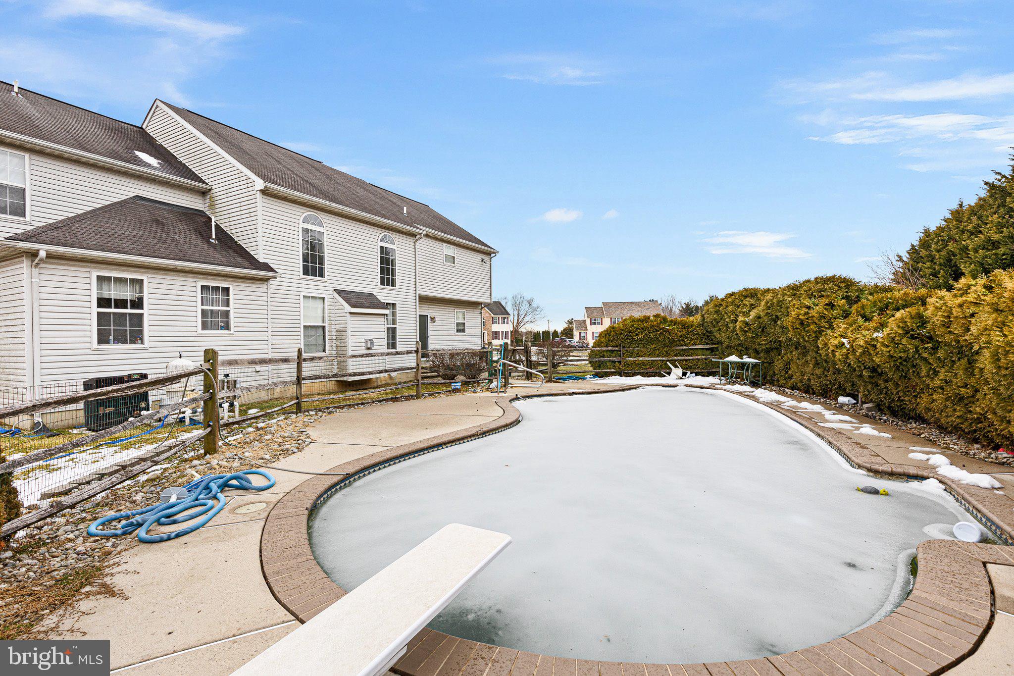 BARBS FARM - Residential