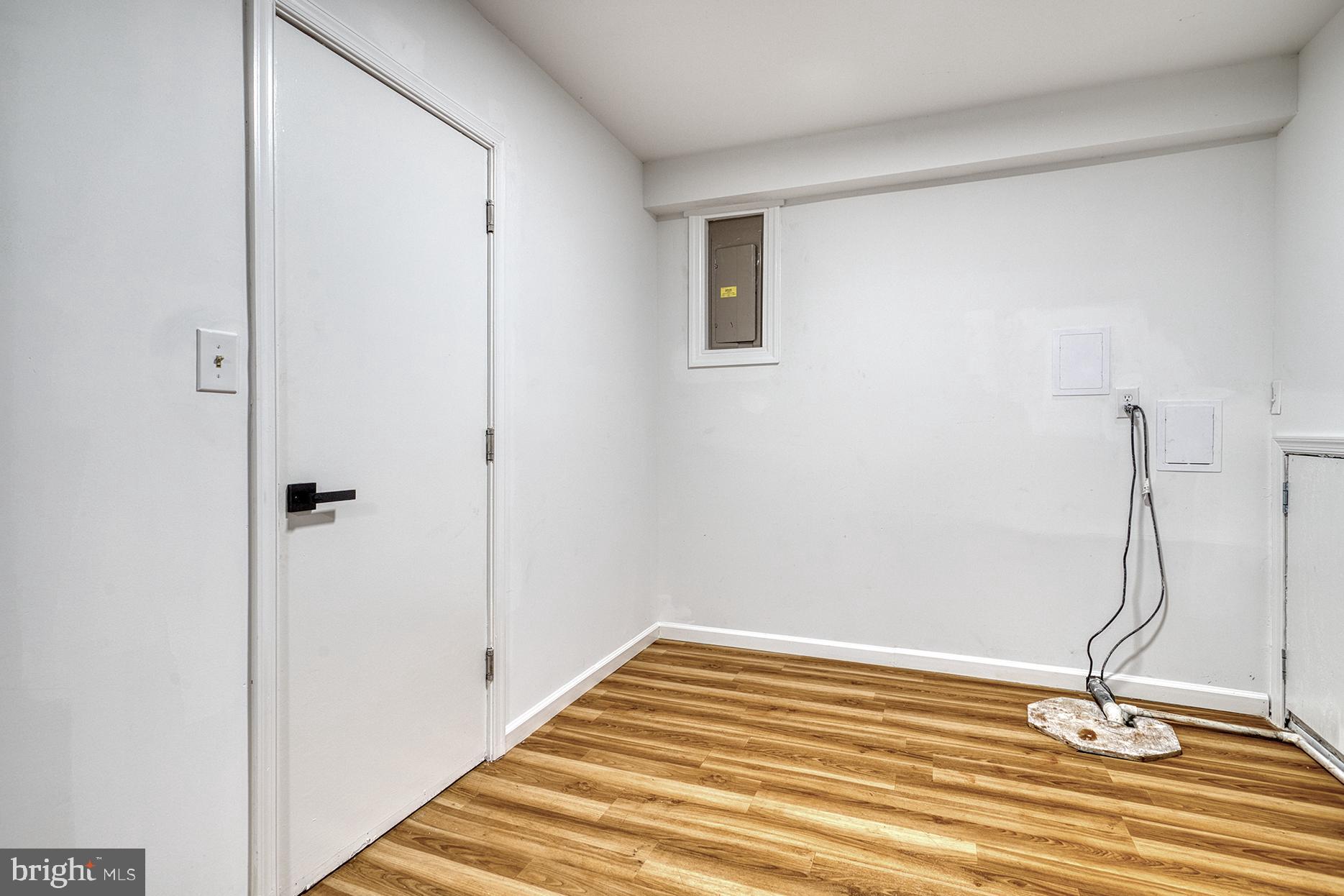 OLDE MILL ESTATES - Residential