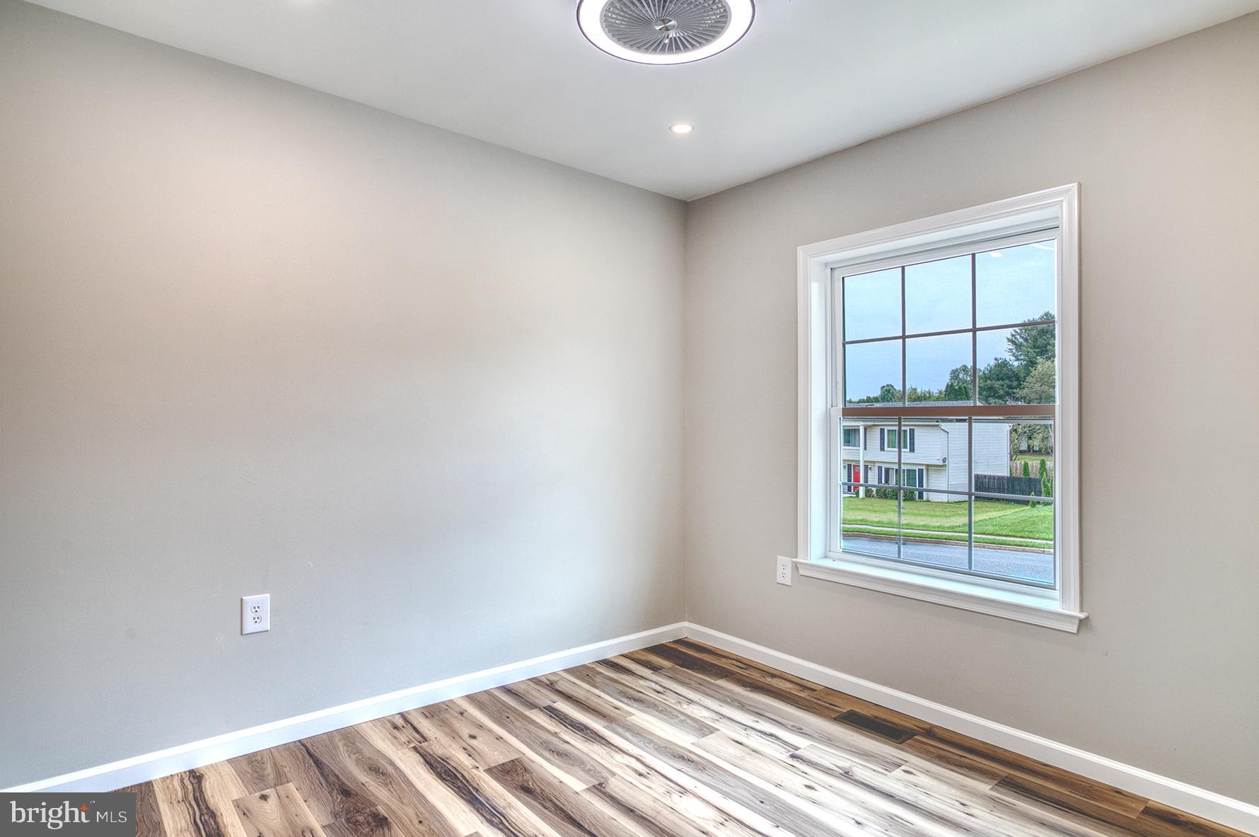 OLDE MILL ESTATES - Residential