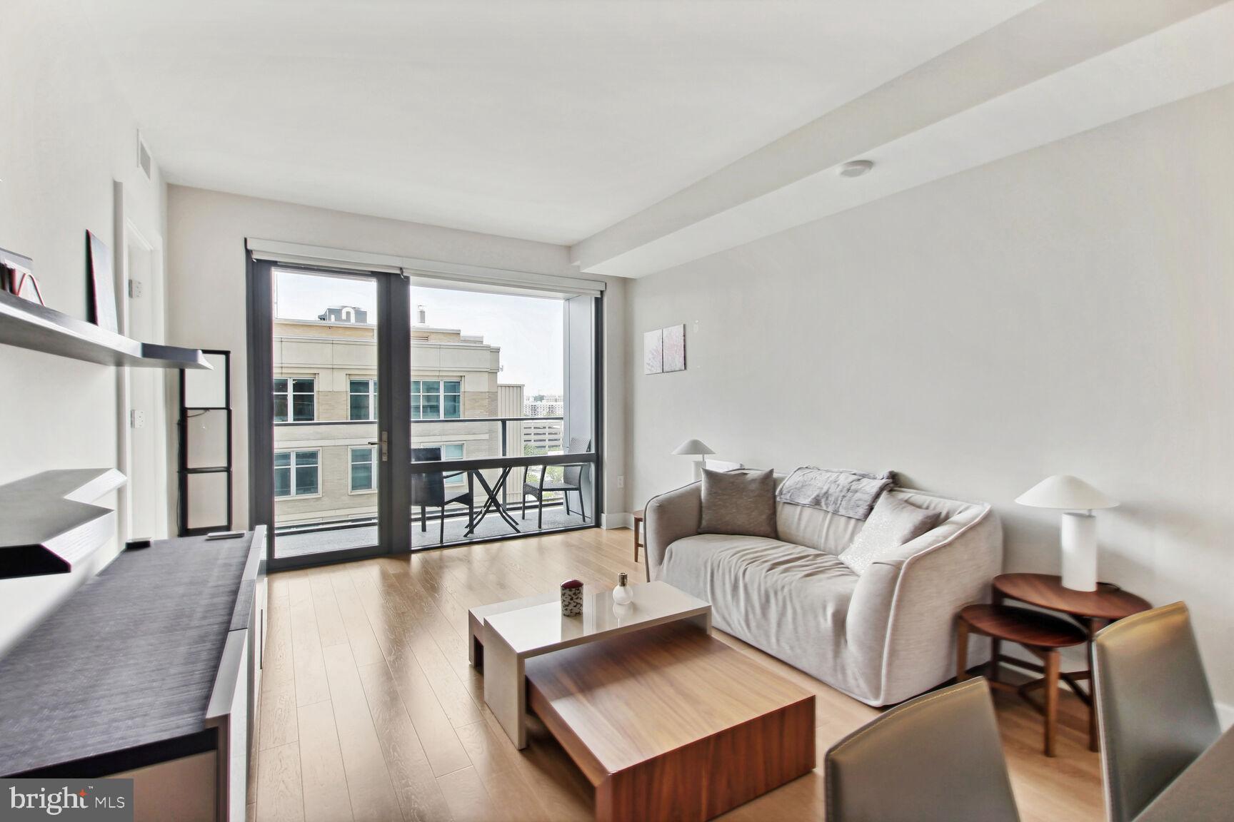 CHEVAL - Residential Lease