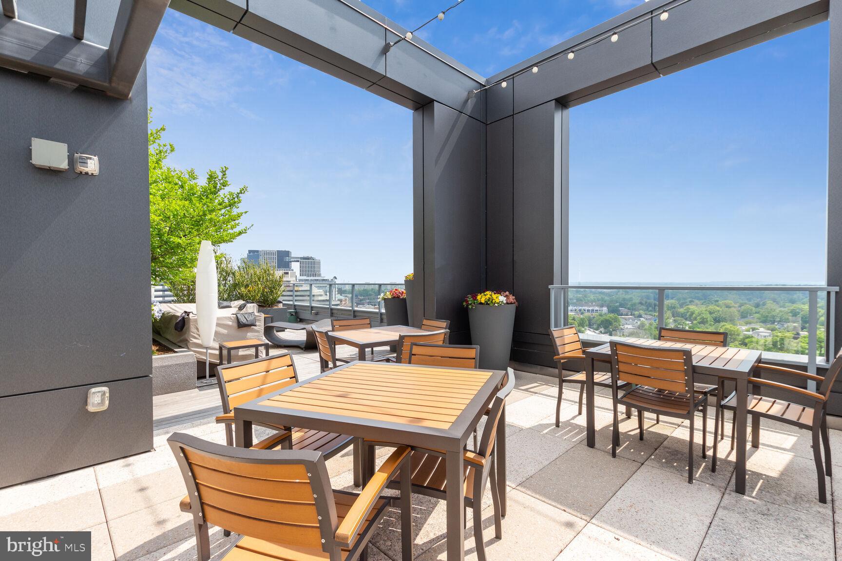 CHEVAL - Residential Lease