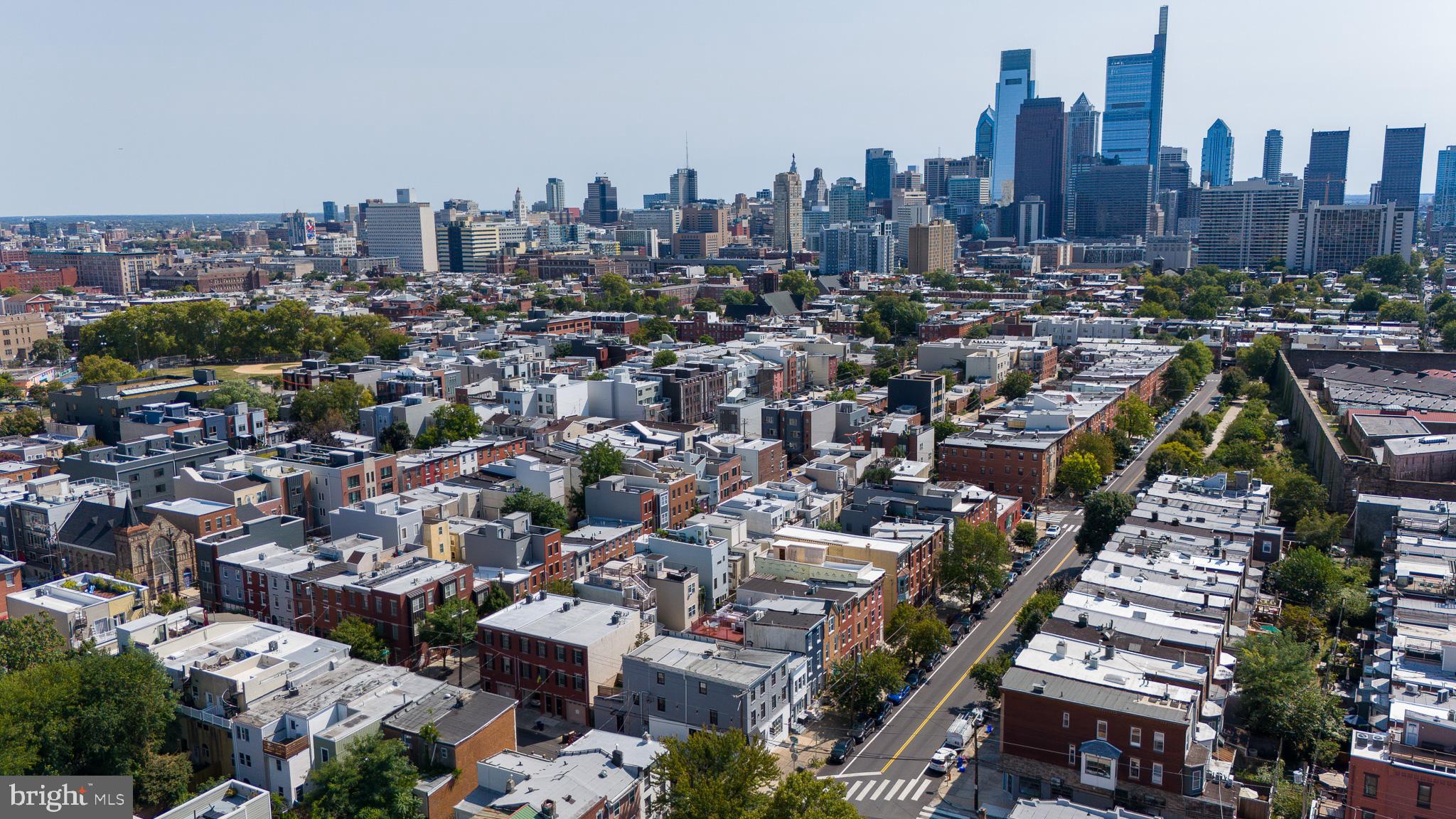 FAIRMOUNT - Commercial Sale