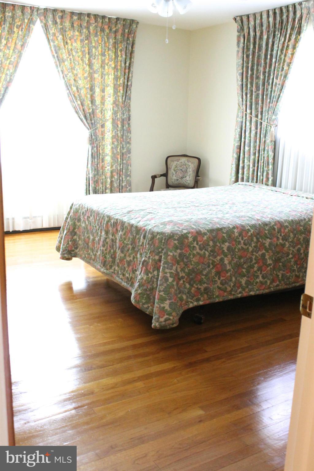 TAYLOR HEIGHTS - Residential