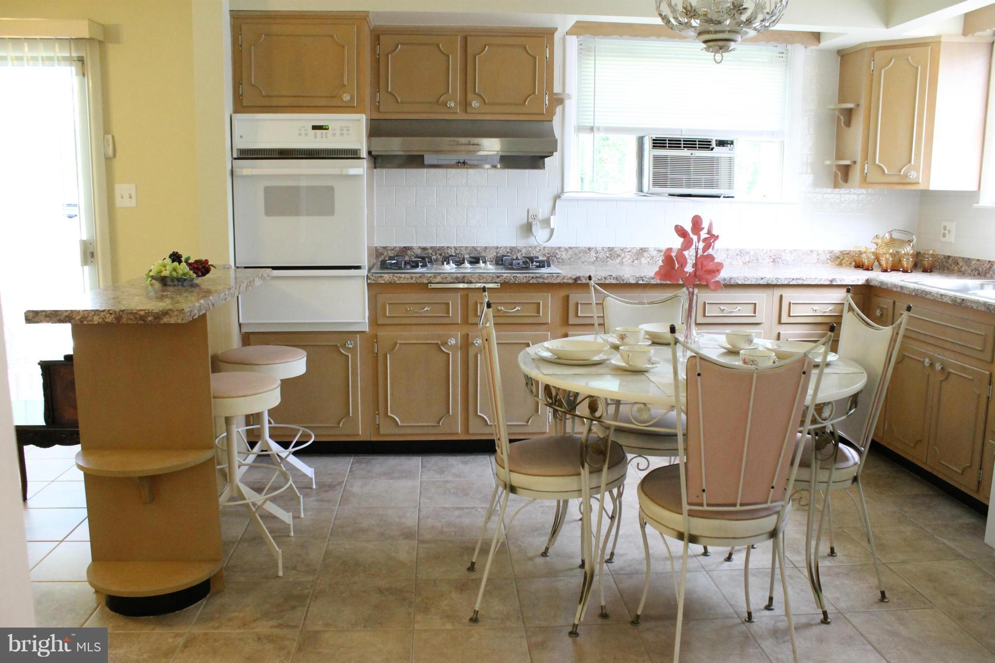 TAYLOR HEIGHTS - Residential