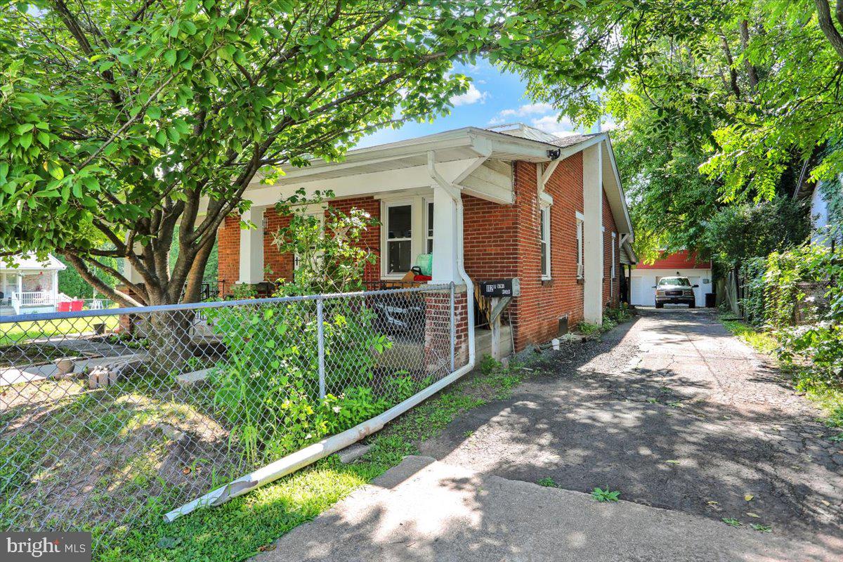 112 E VINE STREET