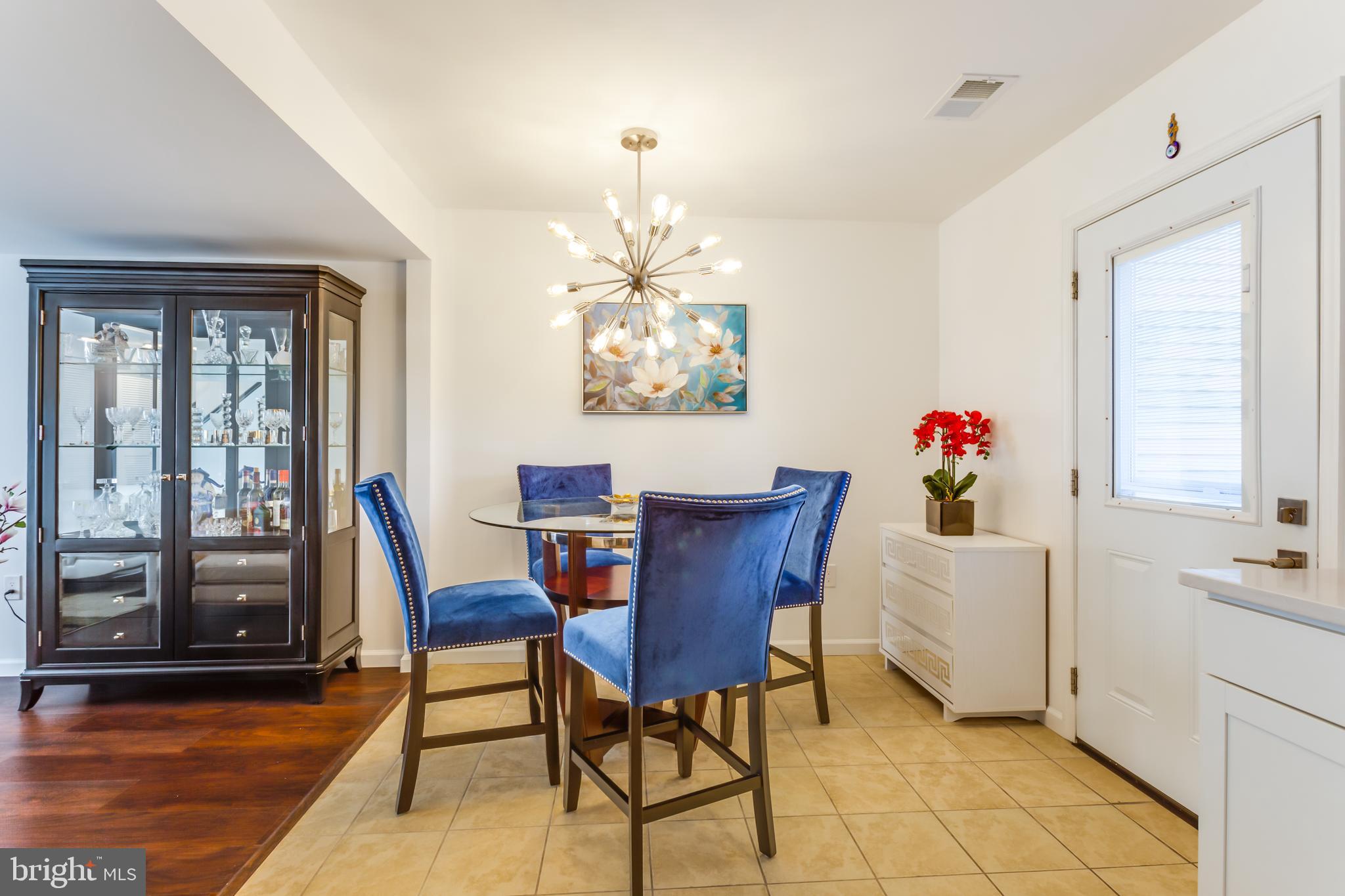 LANCASTER - Residential