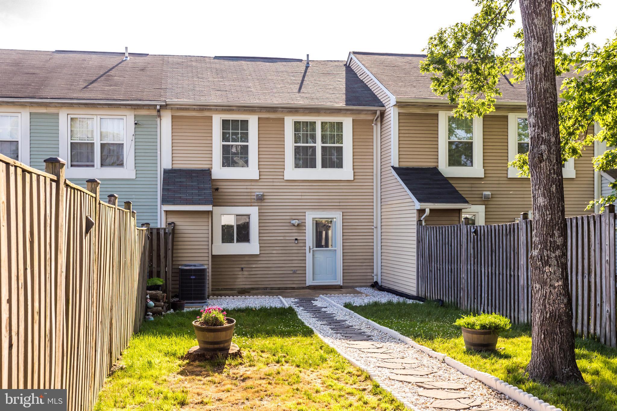 LANCASTER - Residential