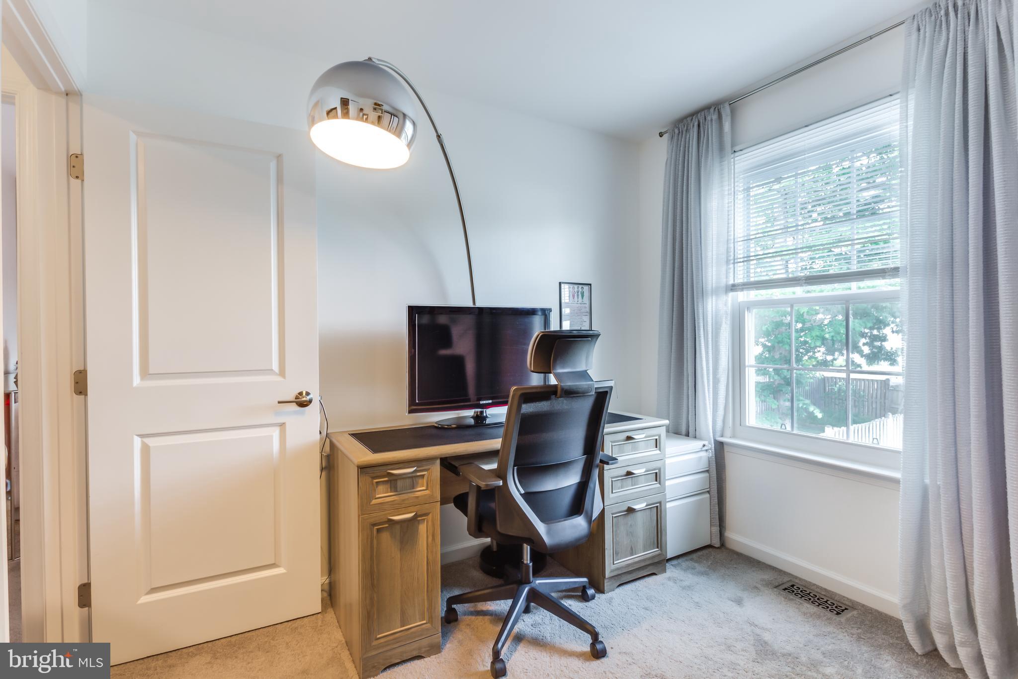 LANCASTER - Residential