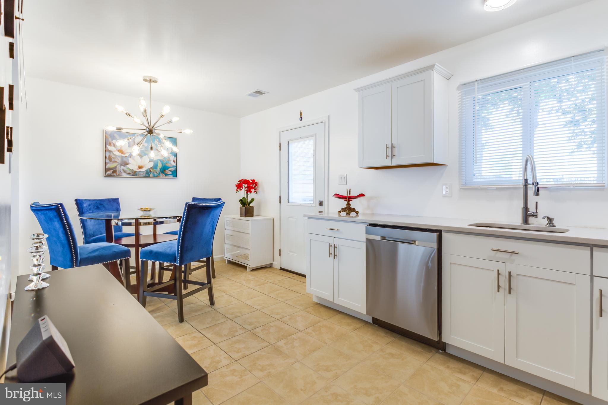 LANCASTER - Residential