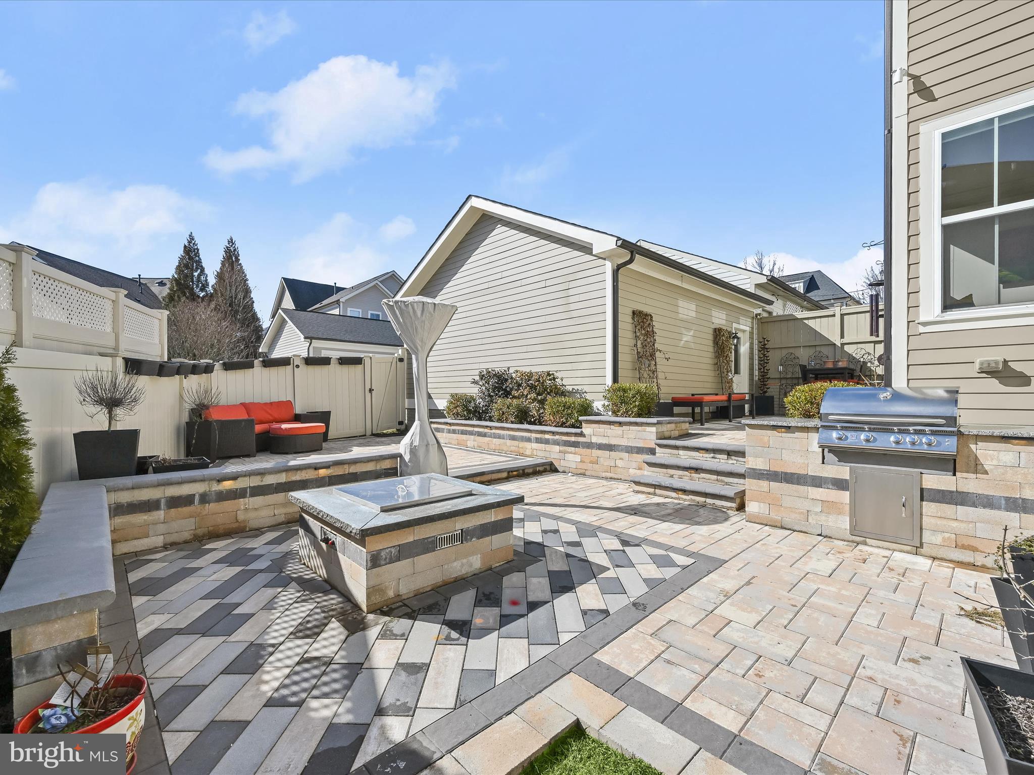 MAPLE LAWN - Residential