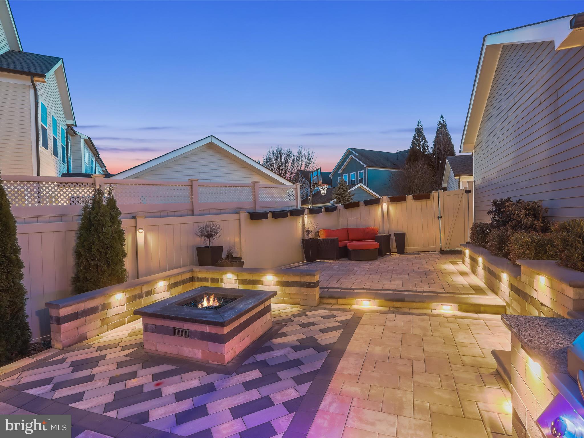 MAPLE LAWN - Residential