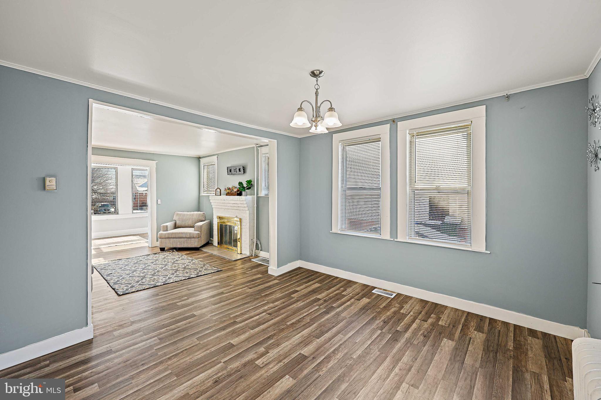 KENILWORTH PARK - Residential