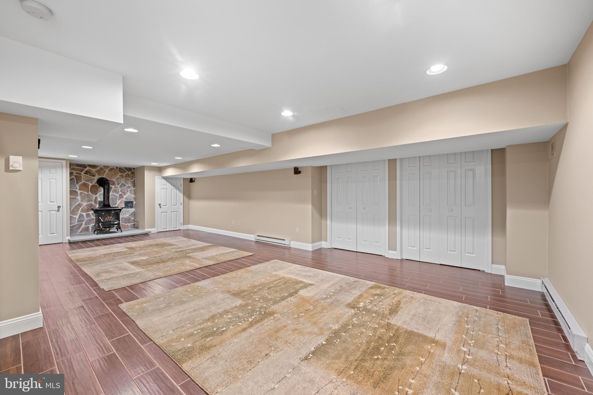 BARTON MEADOWS - Residential