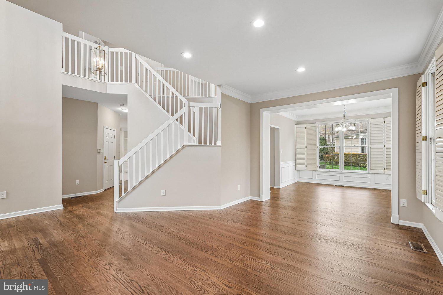 RESTON - Residential