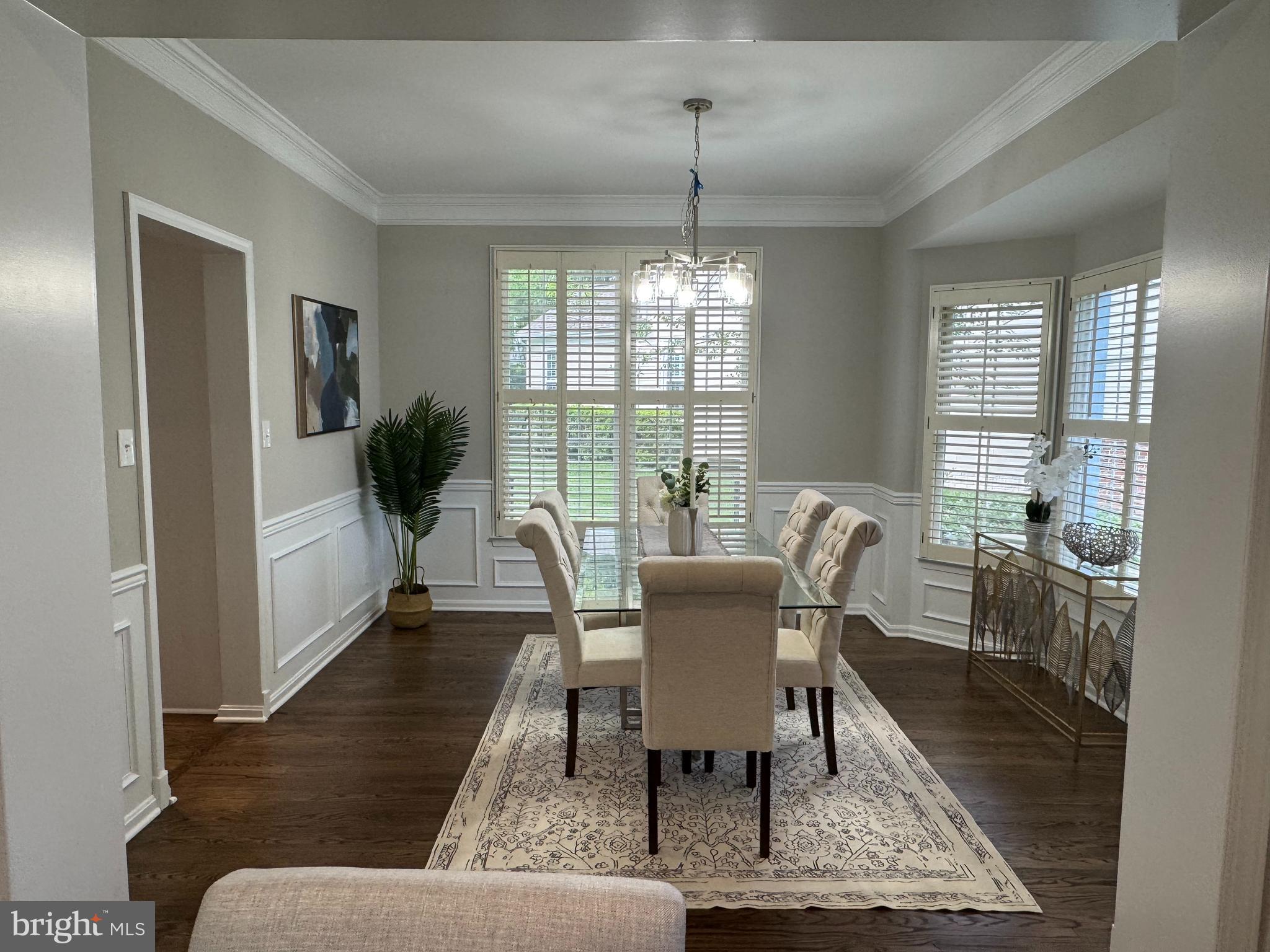 RESTON - Residential