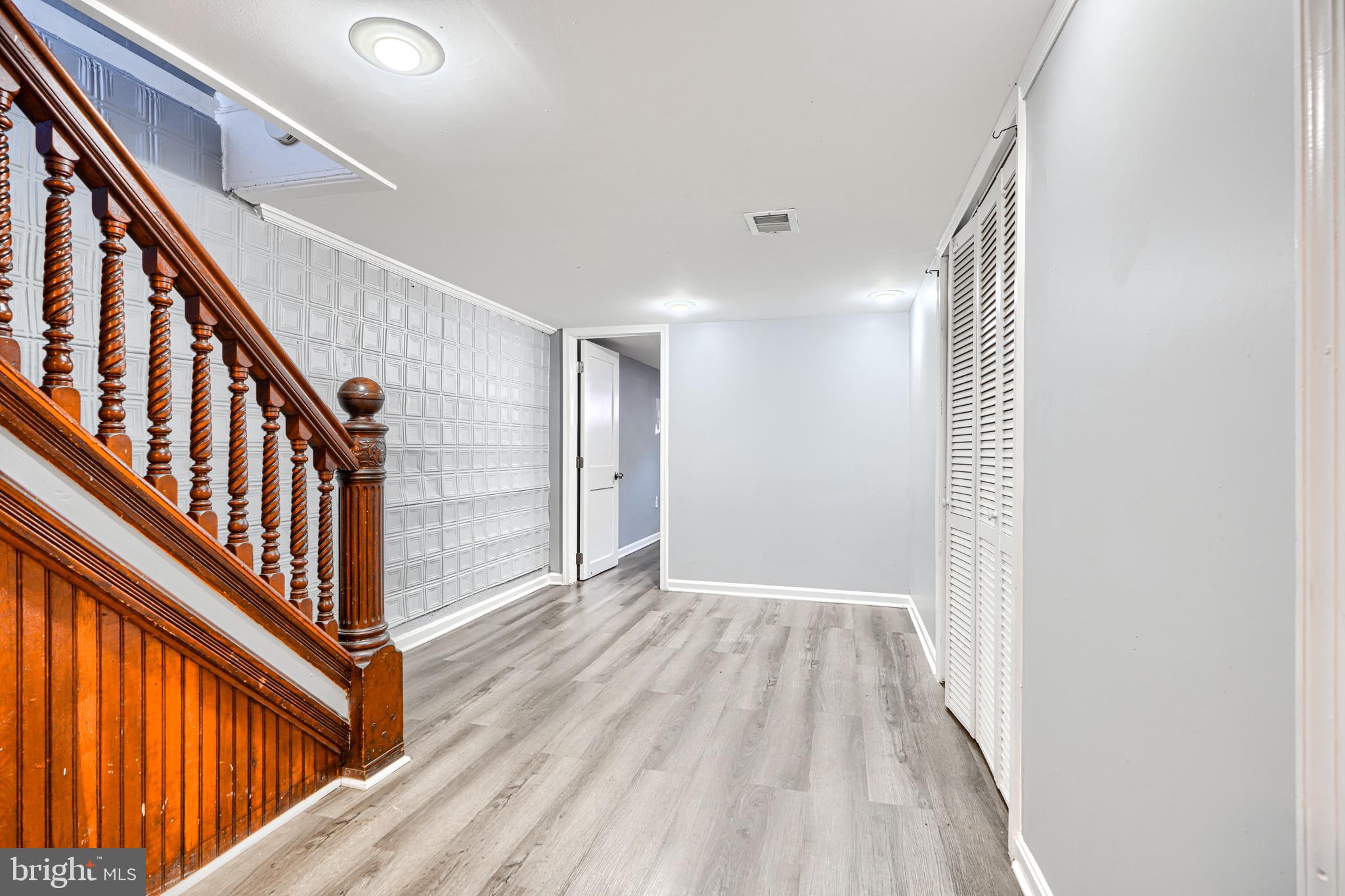 MCELDERRY PARK - Residential Lease