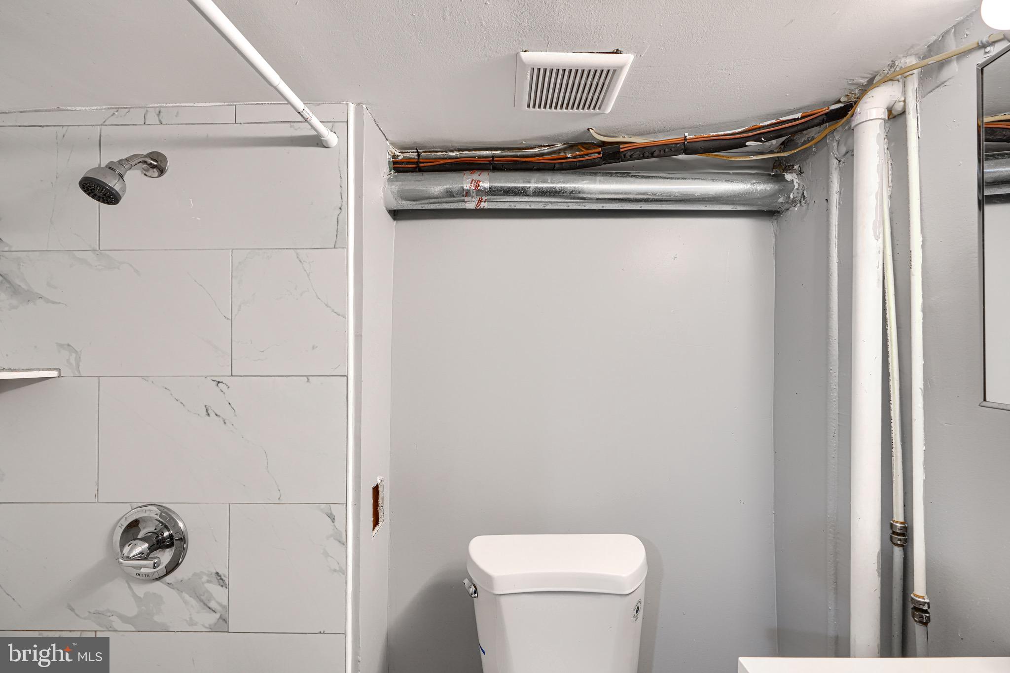 MCELDERRY PARK - Residential Lease