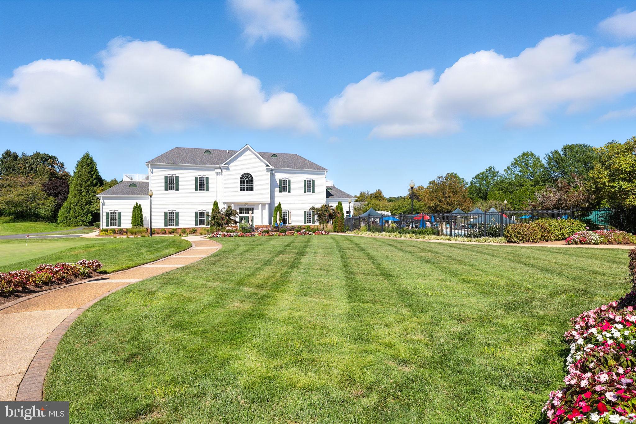 HERITAGE HUNT - Residential