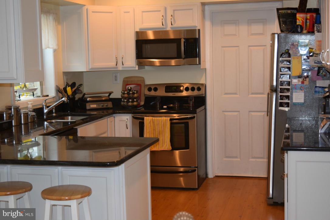 FOXHILL AT BELAIR - Residential