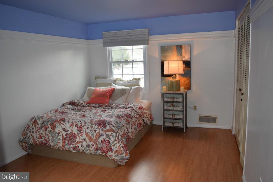 FOXHILL AT BELAIR - Residential