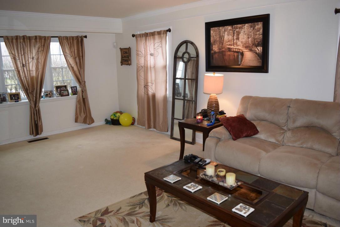 FOXHILL AT BELAIR - Residential