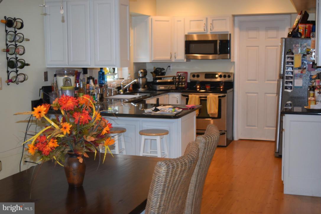 FOXHILL AT BELAIR - Residential