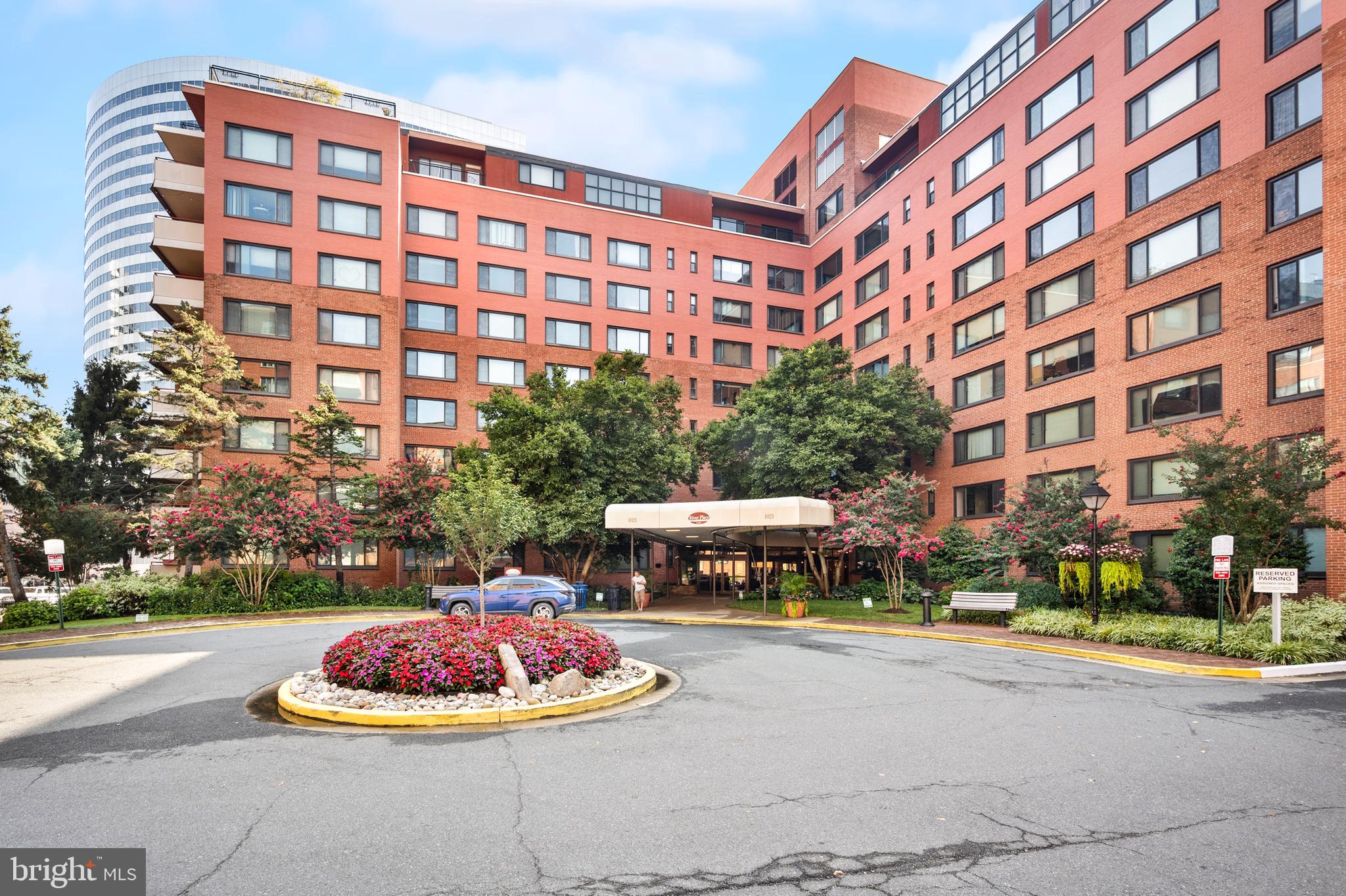 1021 ARLINGTON BOULEVARD 240