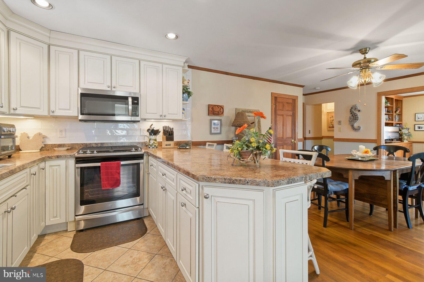 CAINE KEYS II EXT - Residential