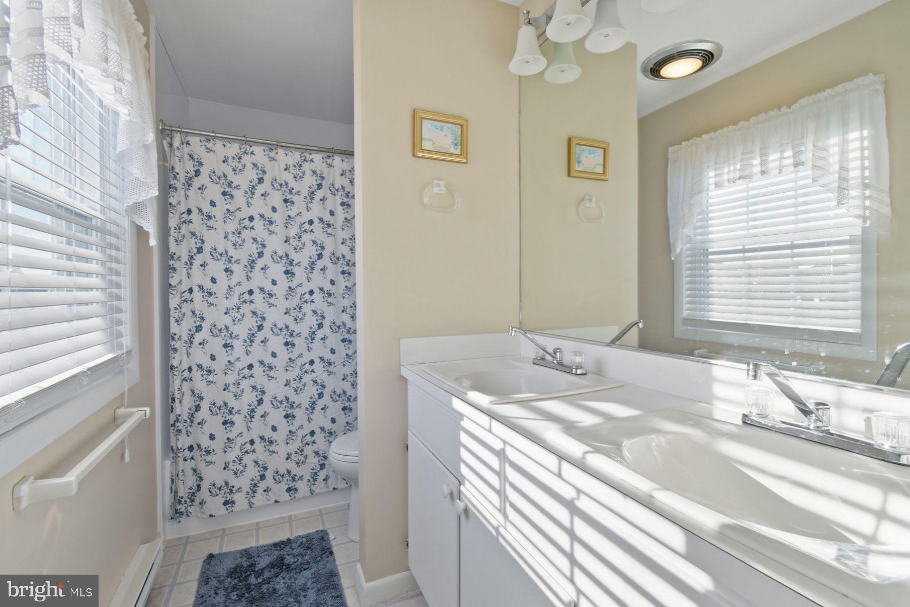 CAINE KEYS II EXT - Residential