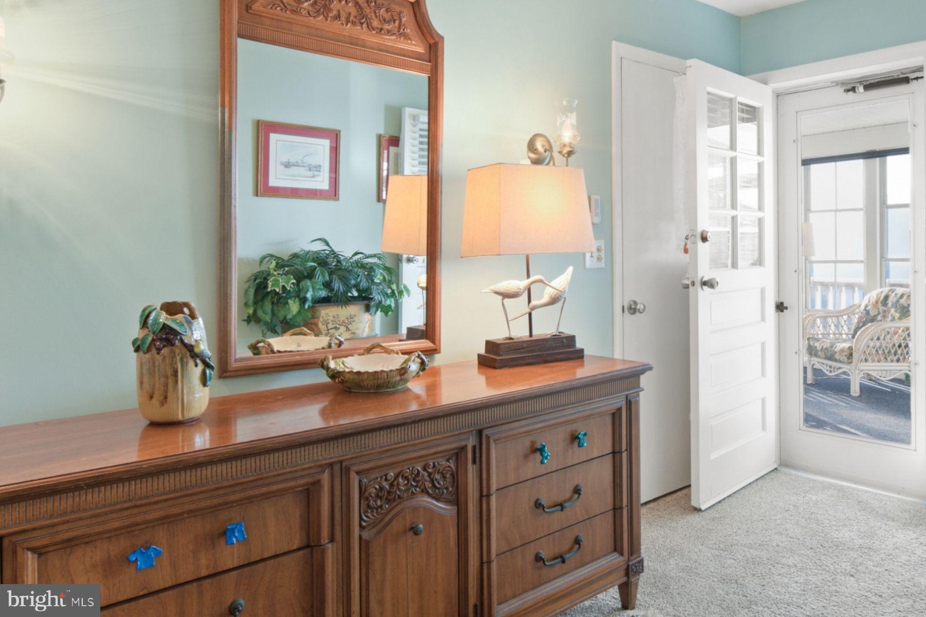 CAINE KEYS II EXT - Residential