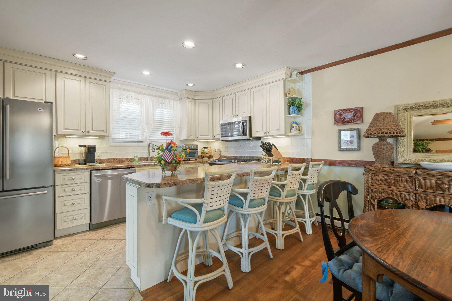 CAINE KEYS II EXT - Residential