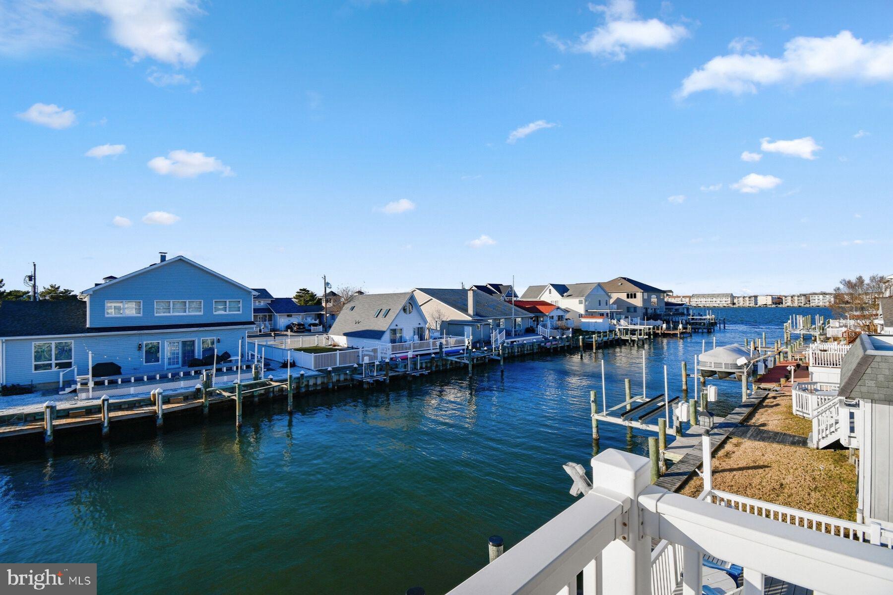 CAINE KEYS II EXT - Residential