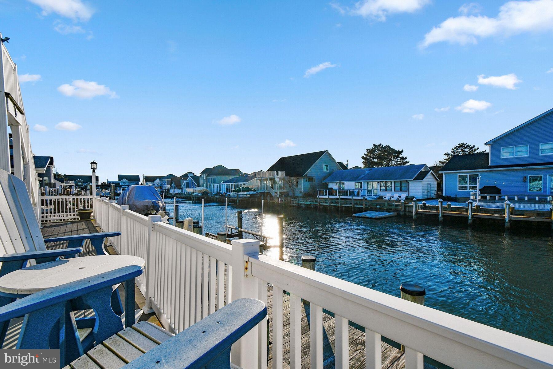 CAINE KEYS II EXT - Residential