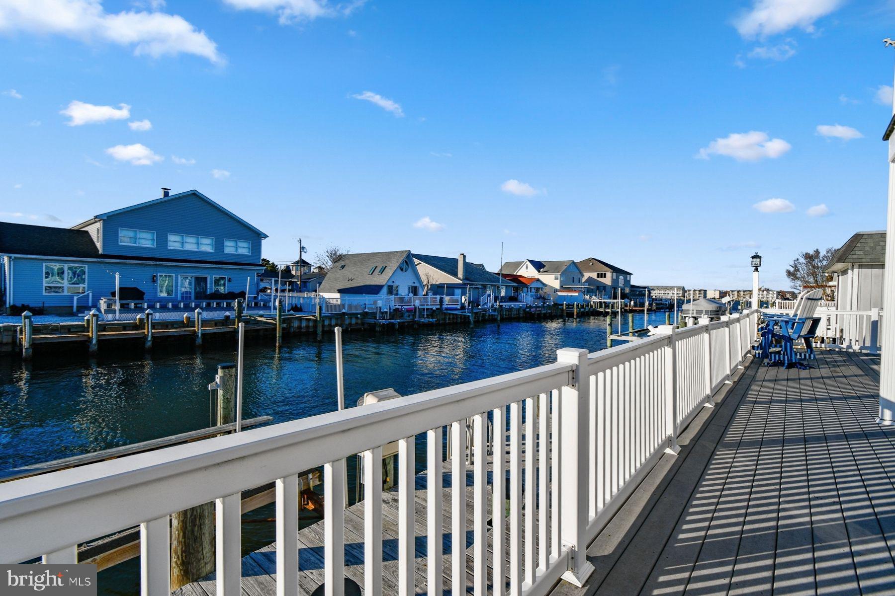 CAINE KEYS II EXT - Residential