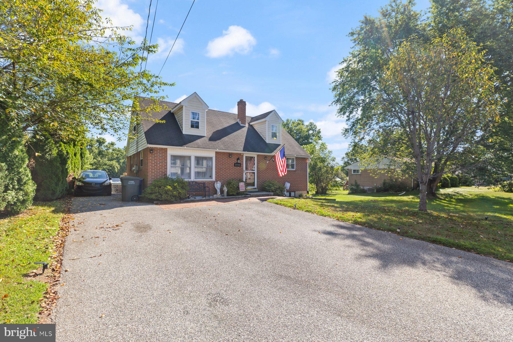 2755 ANITA DRIVE