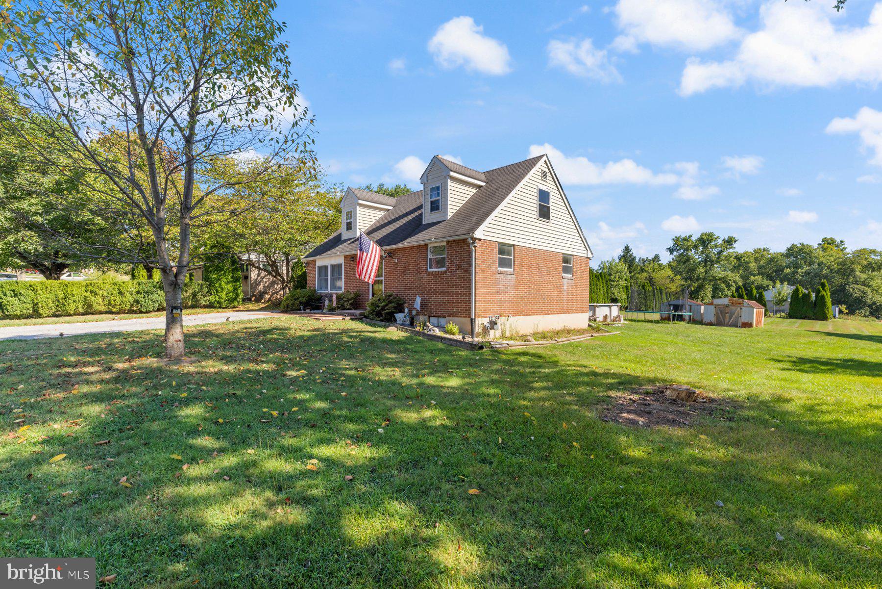2755 ANITA DRIVE