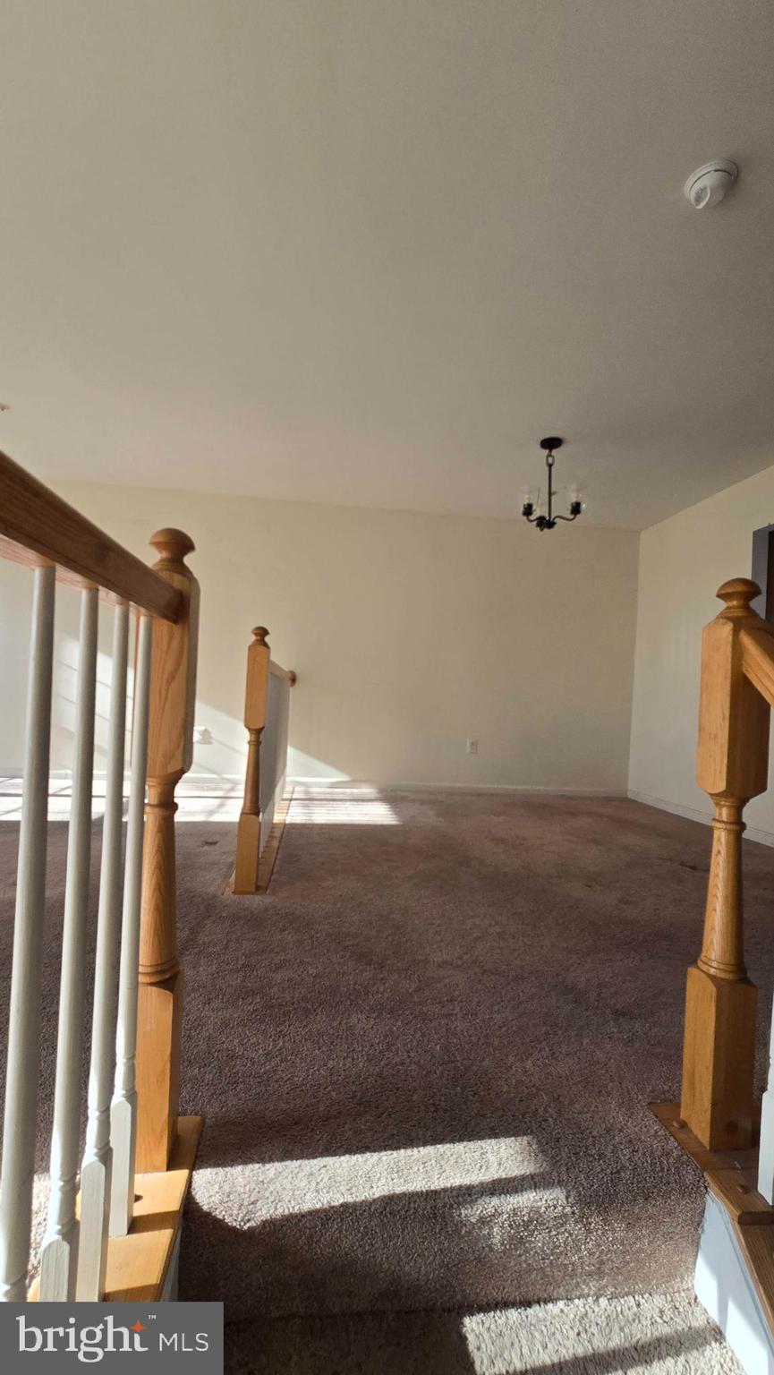 SEVEN OAKS - Residential