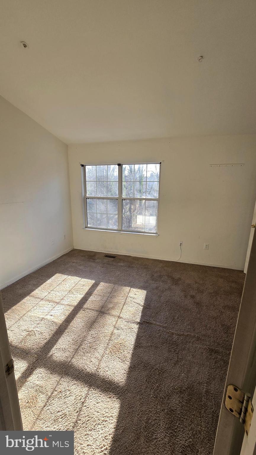 SEVEN OAKS - Residential