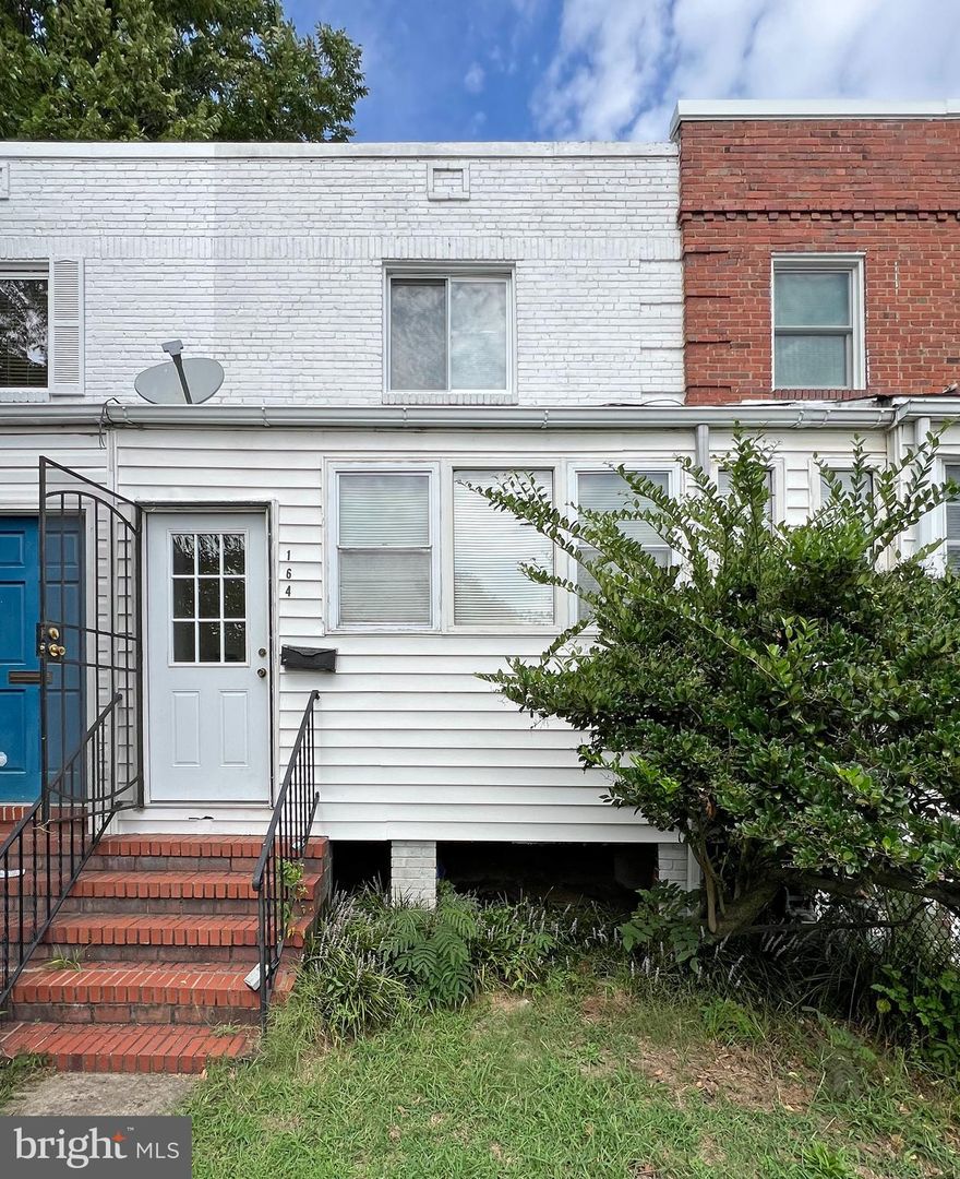 This 2 bed, 2 bath duplex spans across 3 levels with nearly 1400  finished sq ft.  The home has solid bones and lots of potential. There is off street parking with additional room for a private yard/patio. Located just a few blocks from Potomac Yards metro, Del Ray and a short drive to Old Town/Washington DC. Similar remodeled homes in the neighborhood have sold for over 800,000 within the last year! This would be a great opportunity for an investor or end user looking to build equity. Bring your vision!