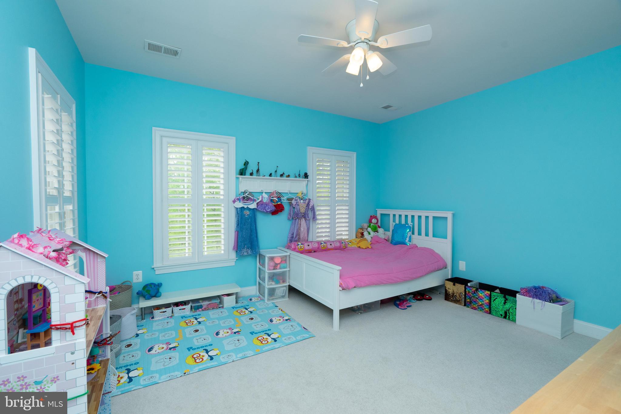 BULL RUN MOUNTAIN - Residential Lease