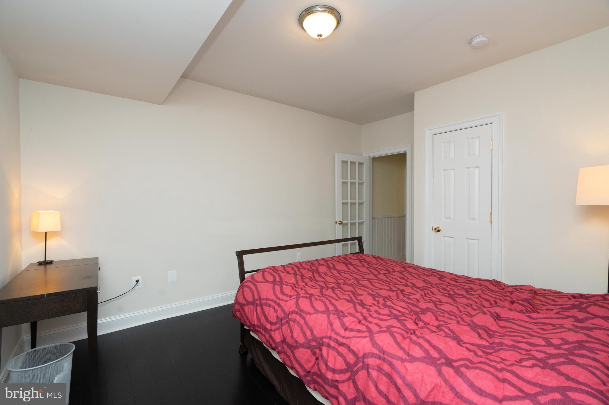 BULL RUN MOUNTAIN - Residential Lease