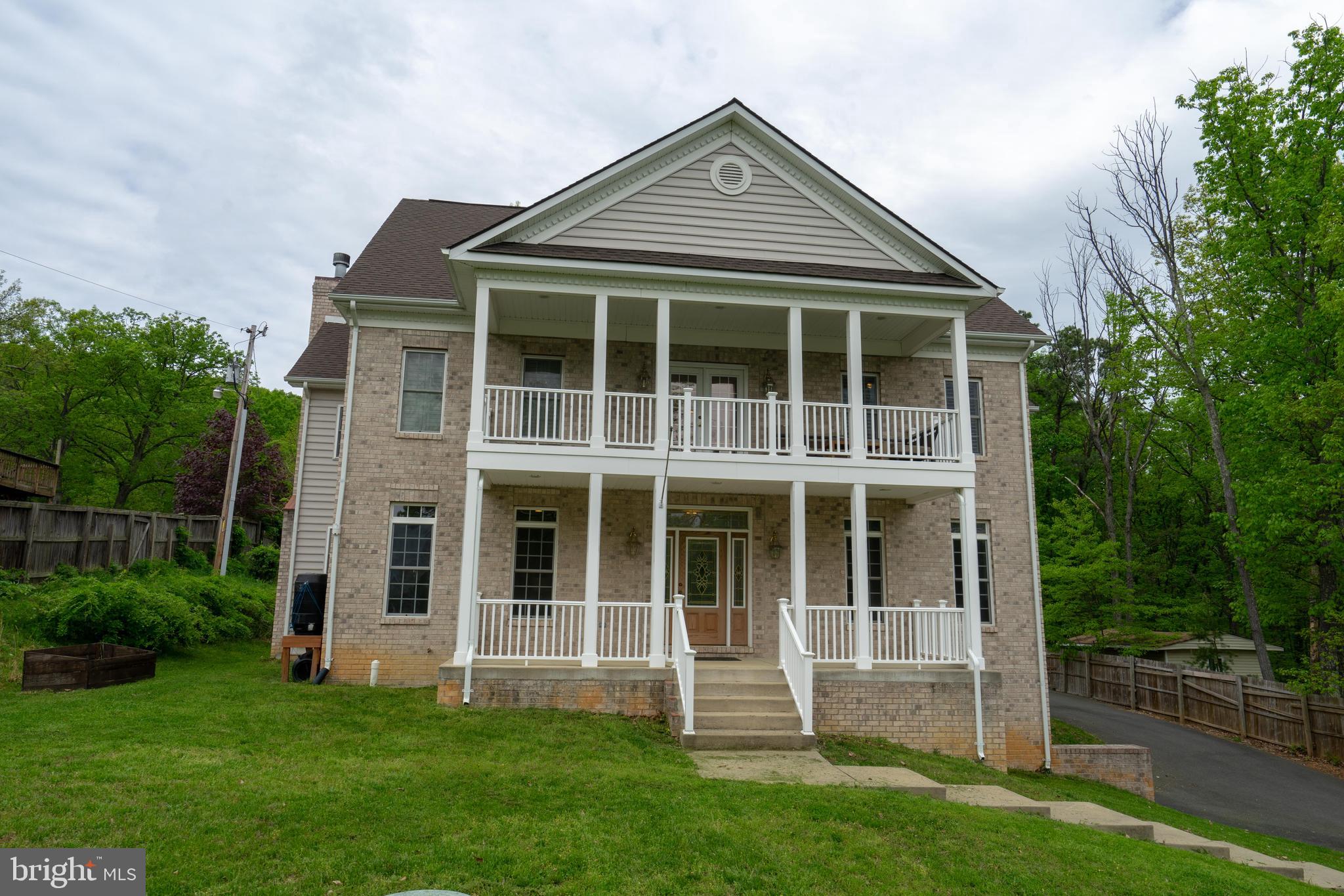 BULL RUN MOUNTAIN - Residential Lease