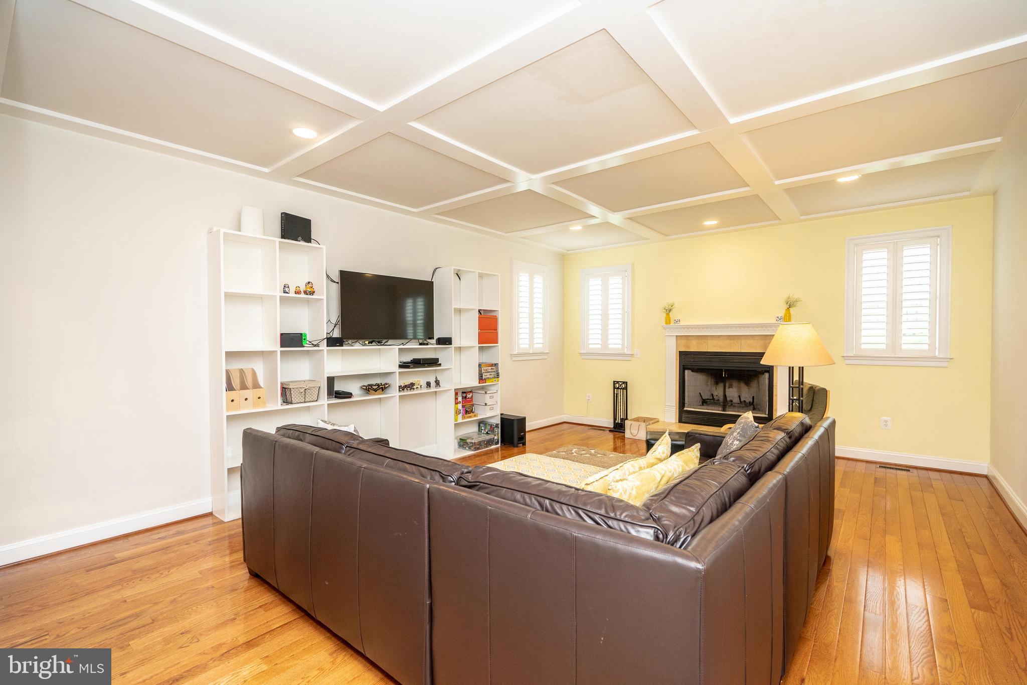 BULL RUN MOUNTAIN - Residential Lease